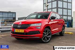 Hoofdafbeelding Škoda Karoq Skoda Karoq 1.5 TSI  Sportline Bus - Panoramadak - Canton -