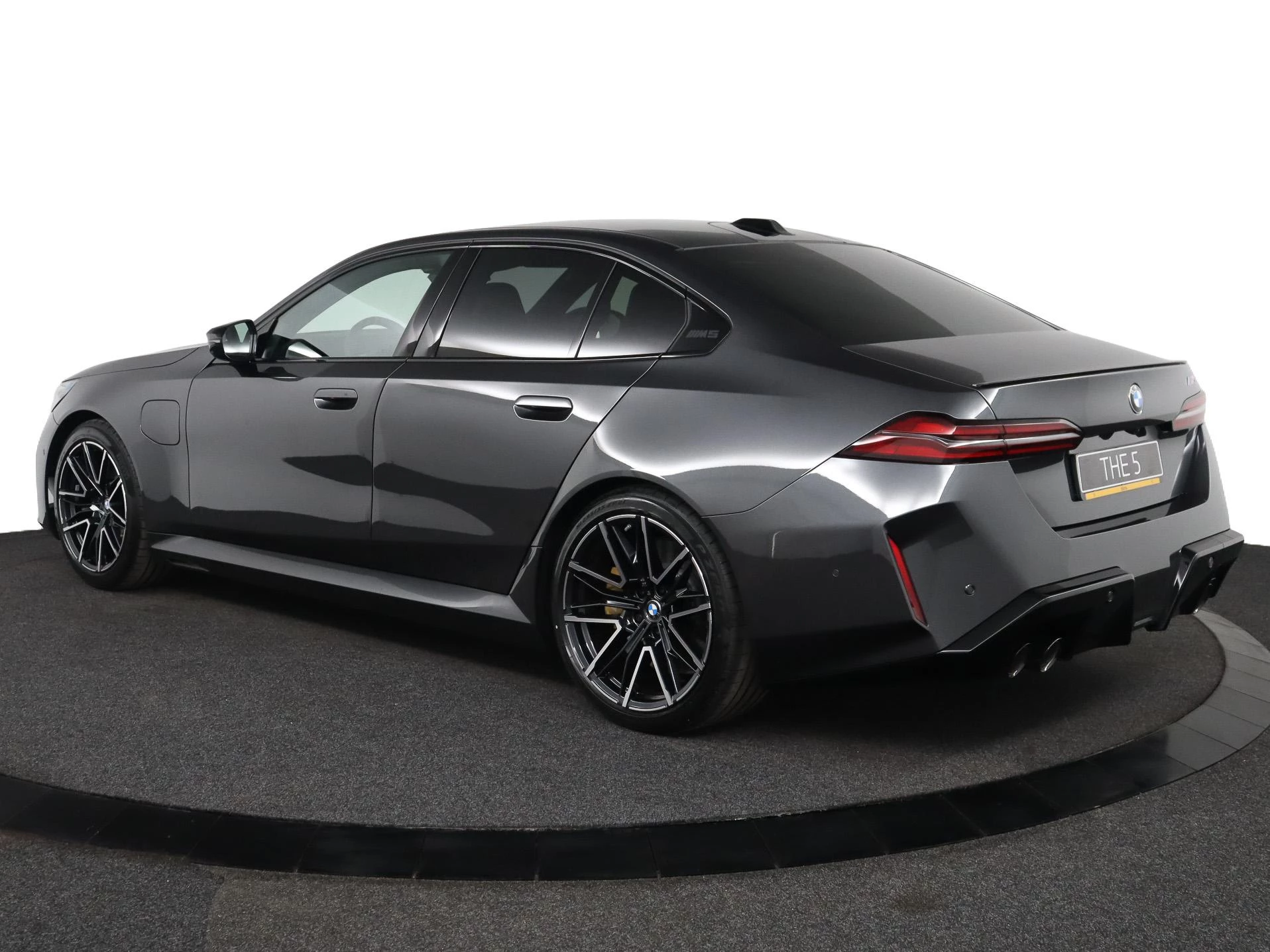 Hoofdafbeelding BMW M5