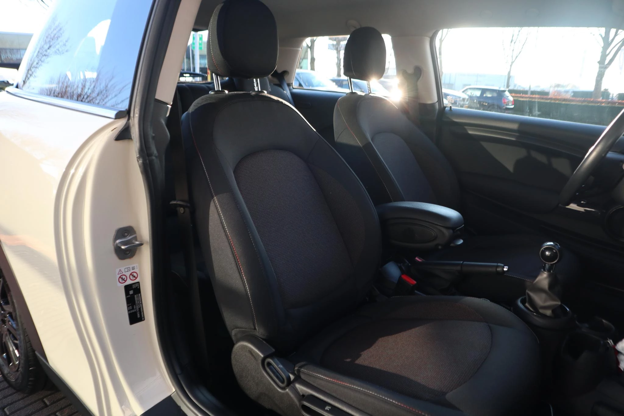 Hoofdafbeelding MINI 3-deurs