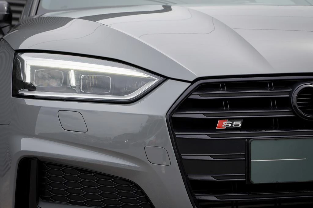 Hoofdafbeelding Audi S5