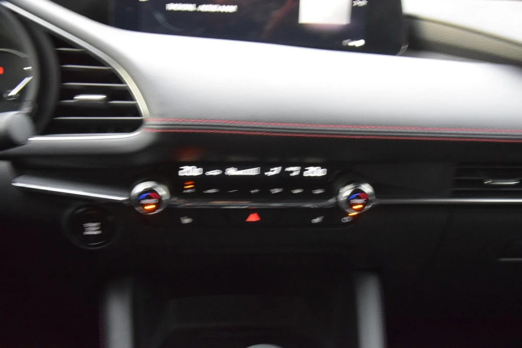 Hoofdafbeelding Mazda 3