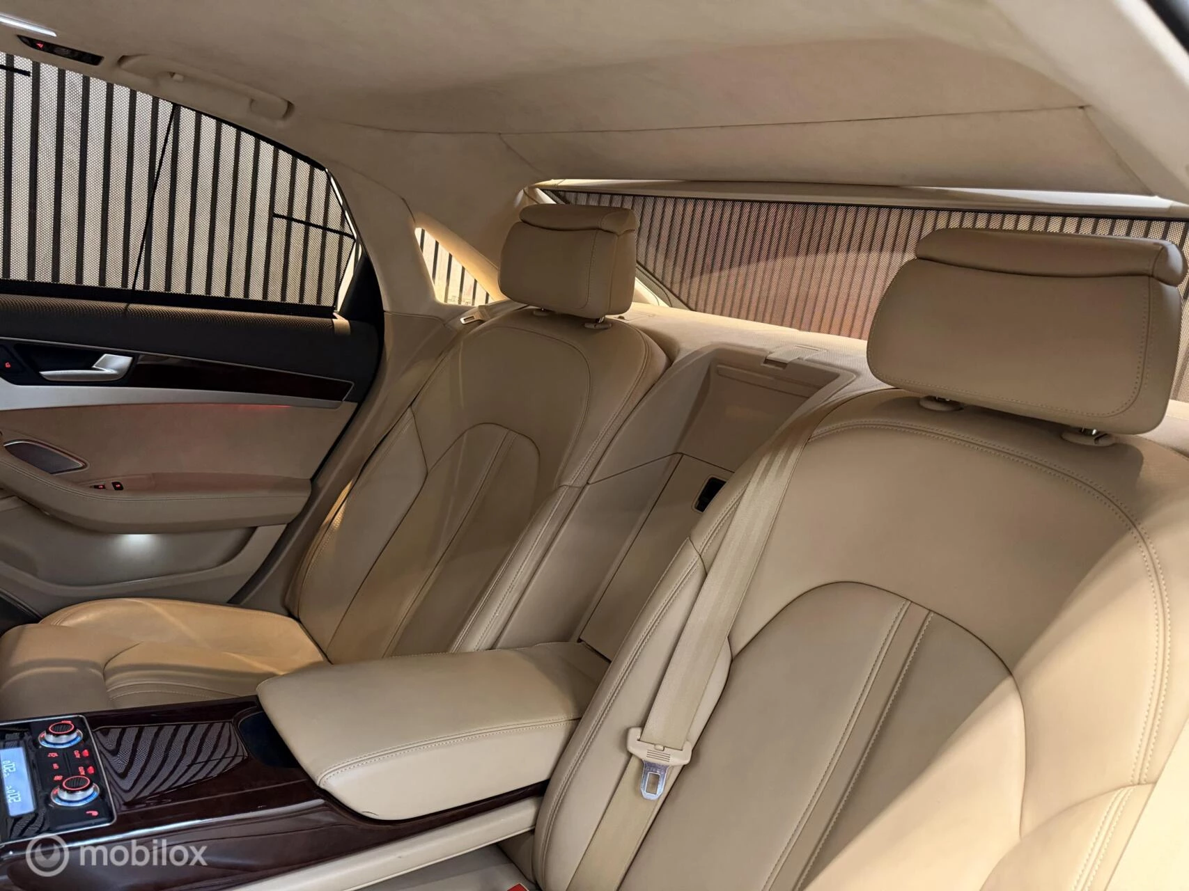 Hoofdafbeelding Audi A8