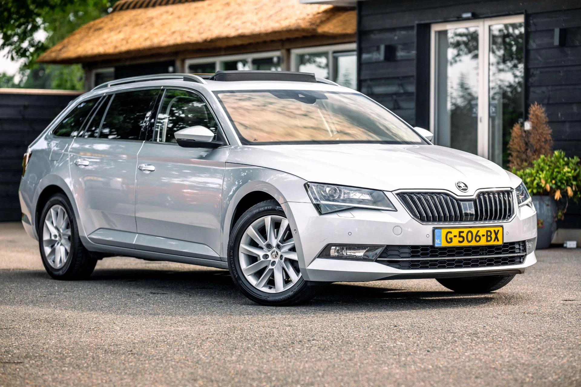 Hoofdafbeelding Škoda Superb