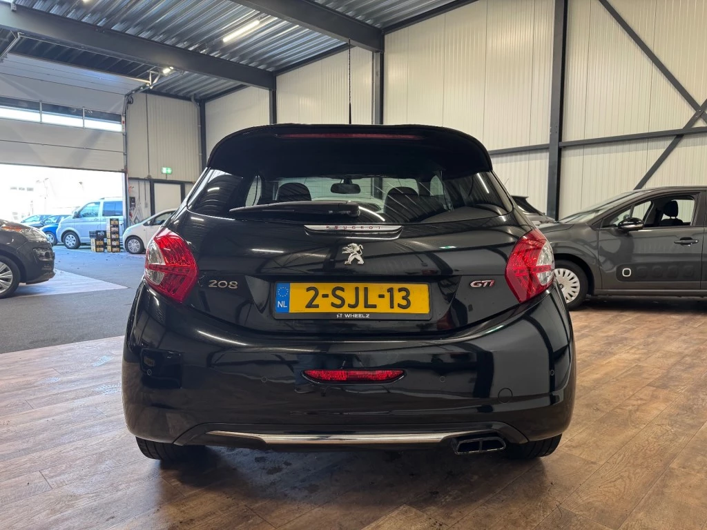 Hoofdafbeelding Peugeot 208