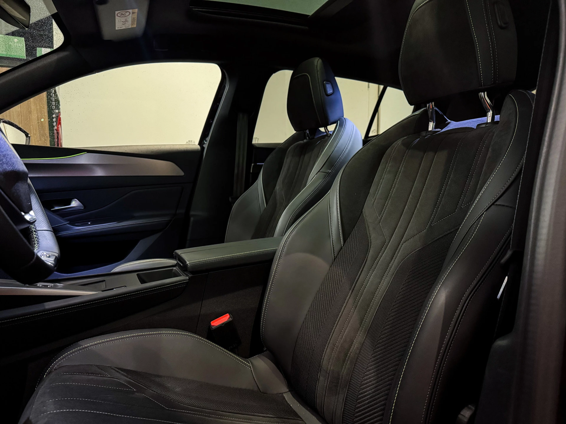 Hoofdafbeelding Peugeot 408