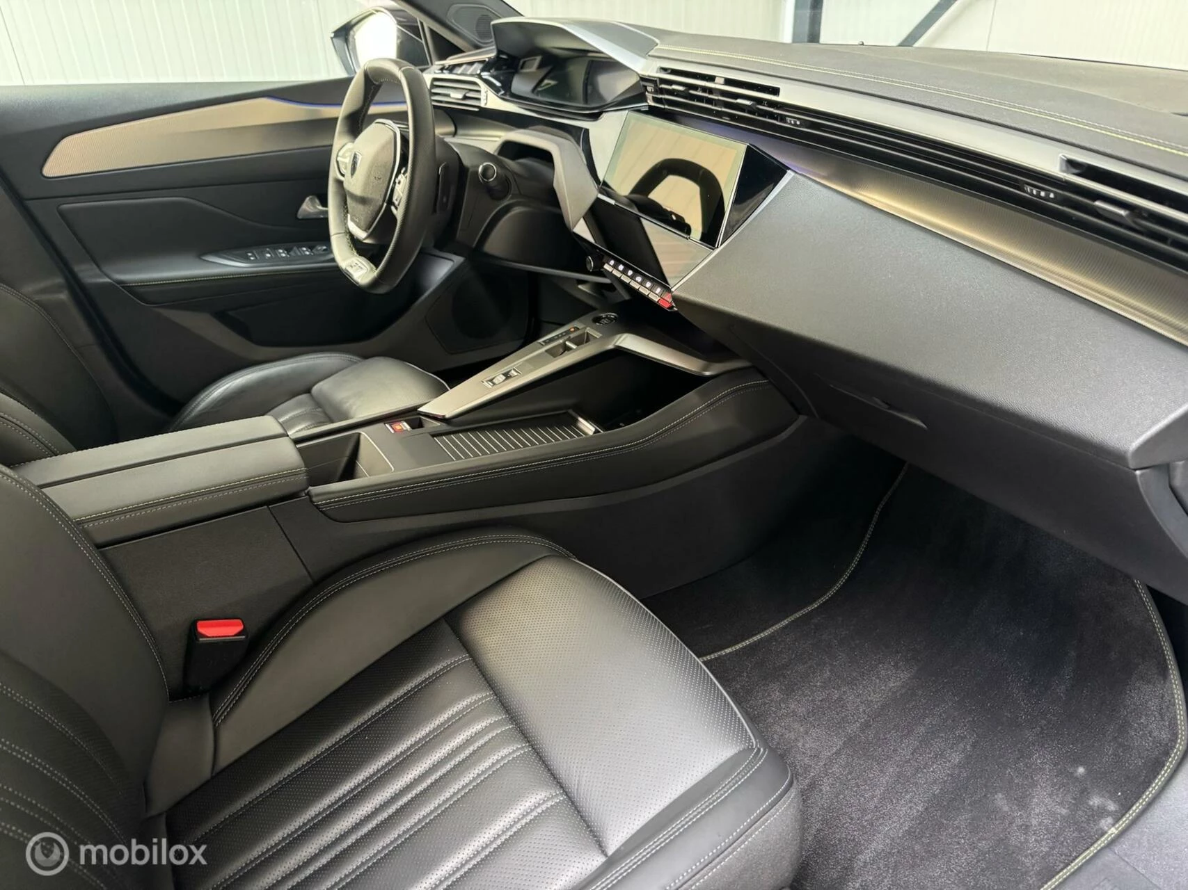 Hoofdafbeelding Peugeot 408