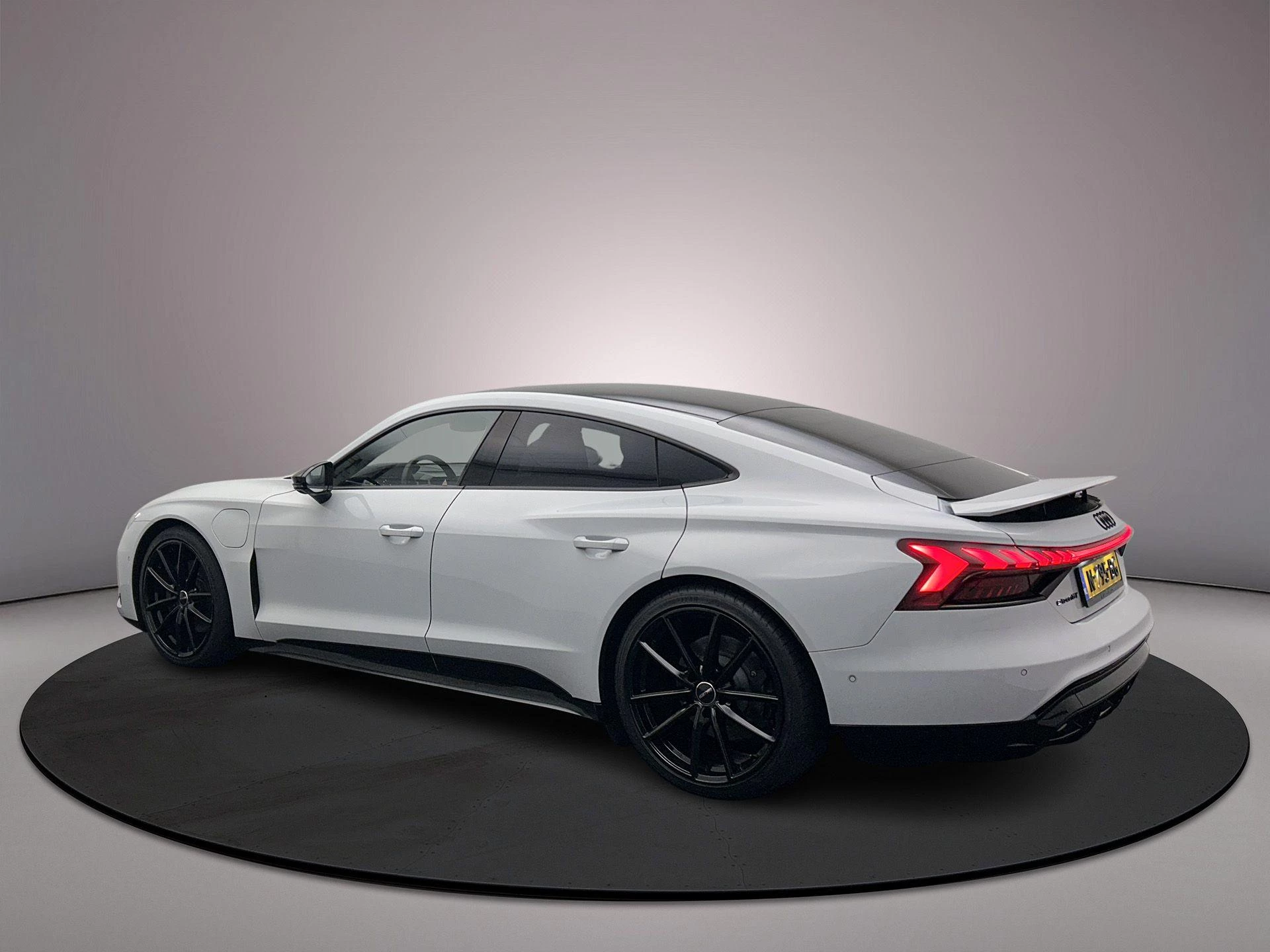 Hoofdafbeelding Audi e-tron GT