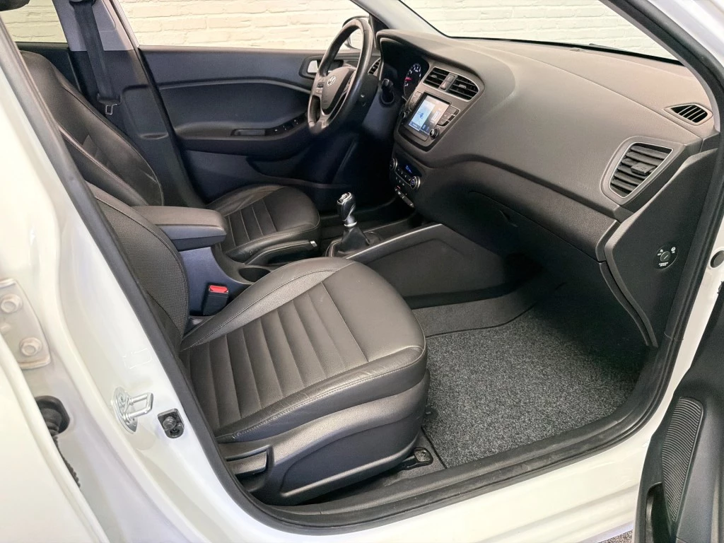 Hoofdafbeelding Hyundai i20