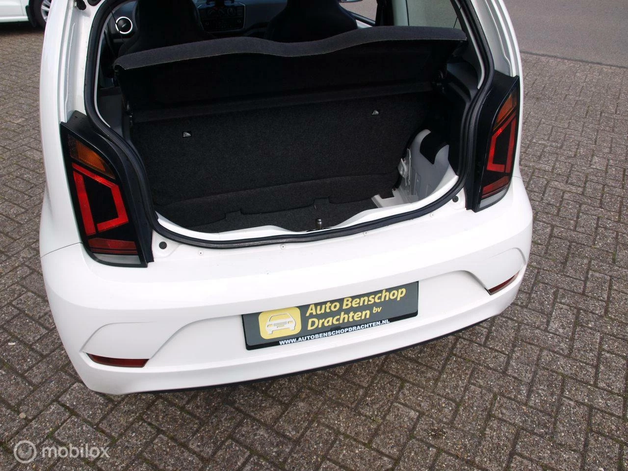 Hoofdafbeelding Volkswagen up!