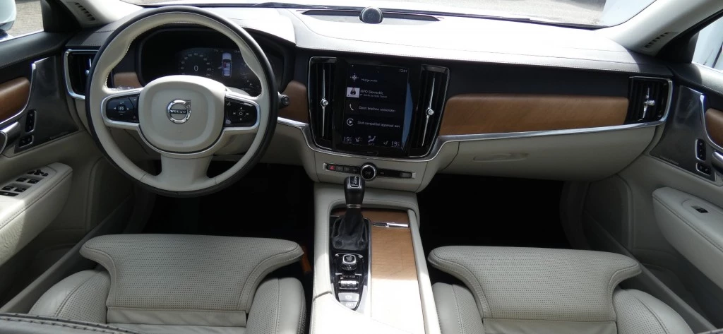 Hoofdafbeelding Volvo V90