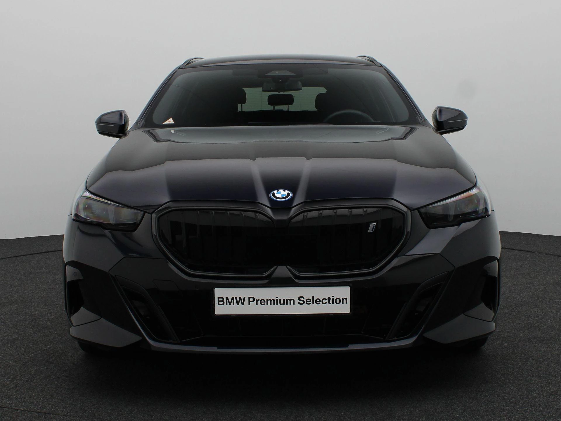 Hoofdafbeelding BMW i5