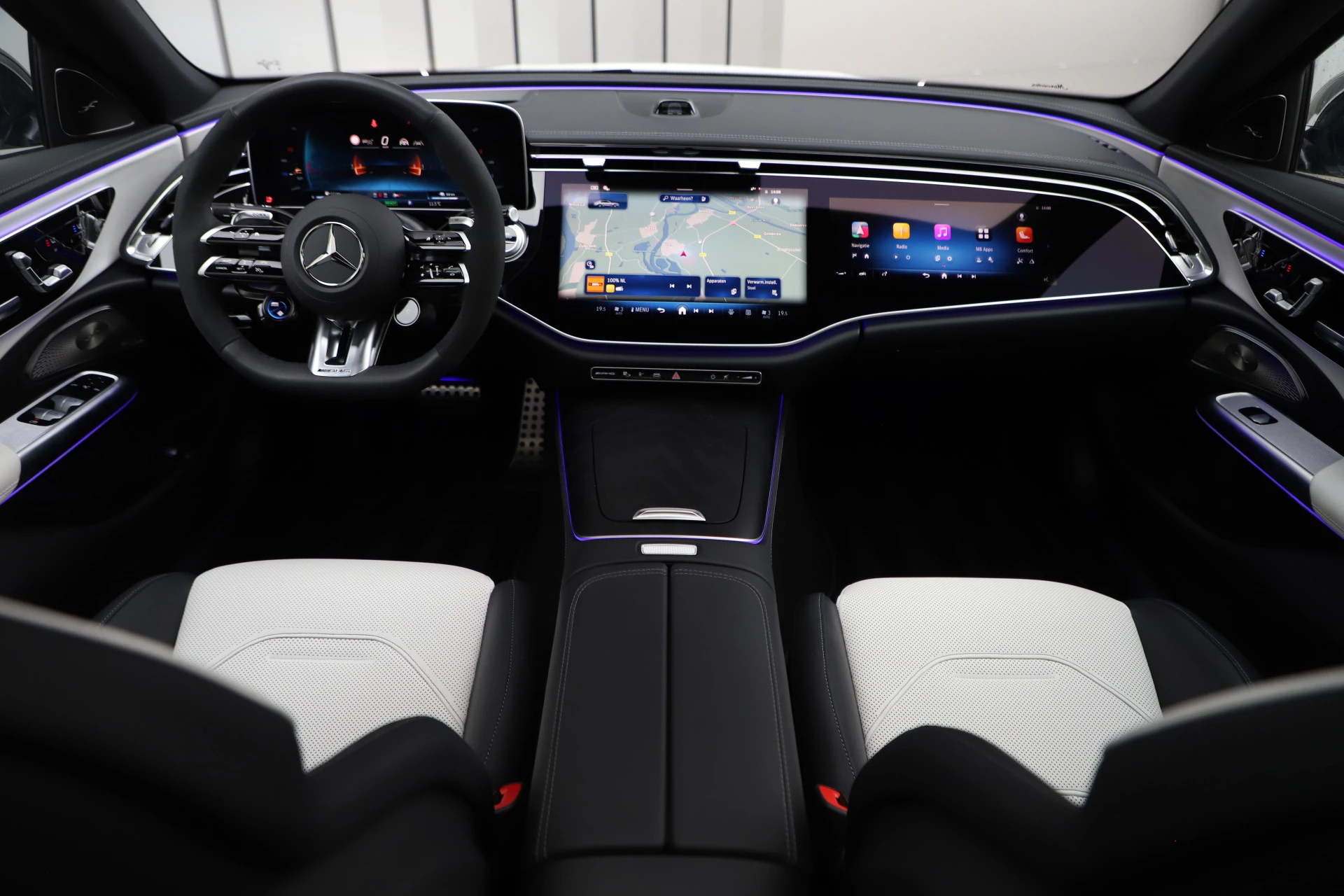 Hoofdafbeelding Mercedes-Benz E-Klasse