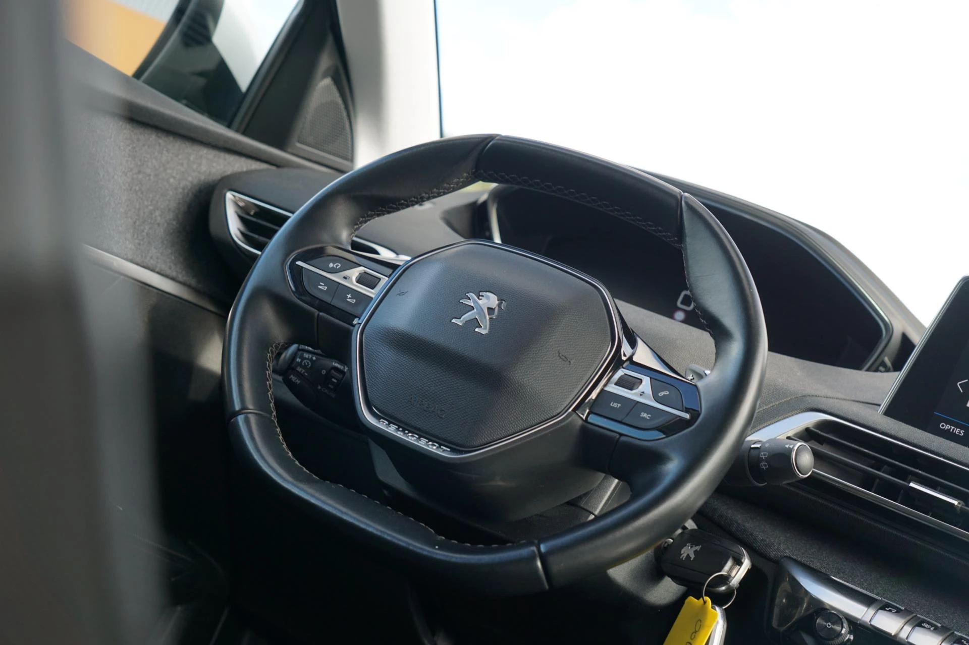 Hoofdafbeelding Peugeot 5008