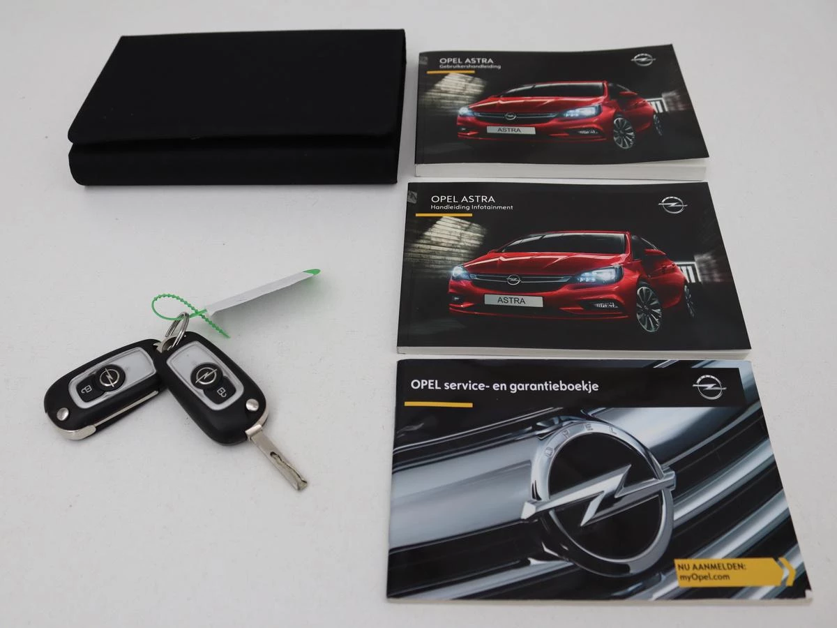 Hoofdafbeelding Opel Astra