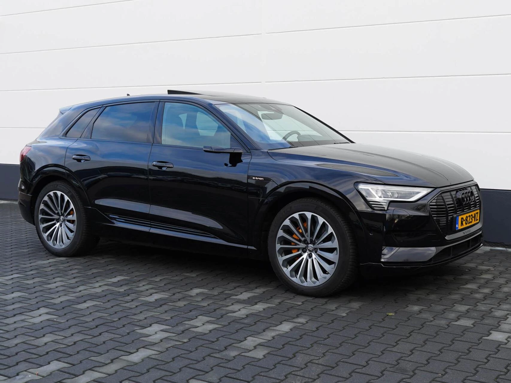 Hoofdafbeelding Audi e-tron