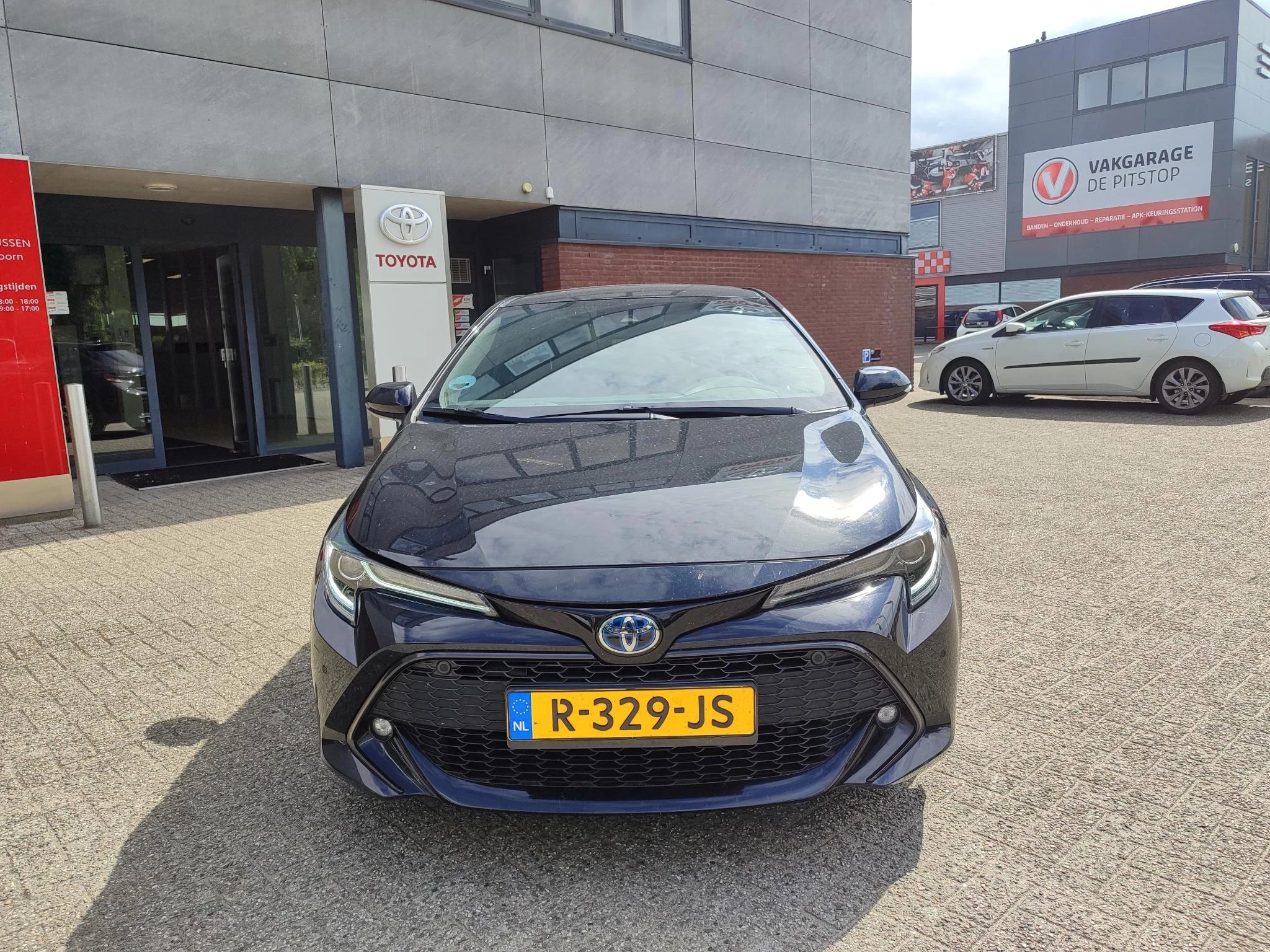 Hoofdafbeelding Toyota Corolla