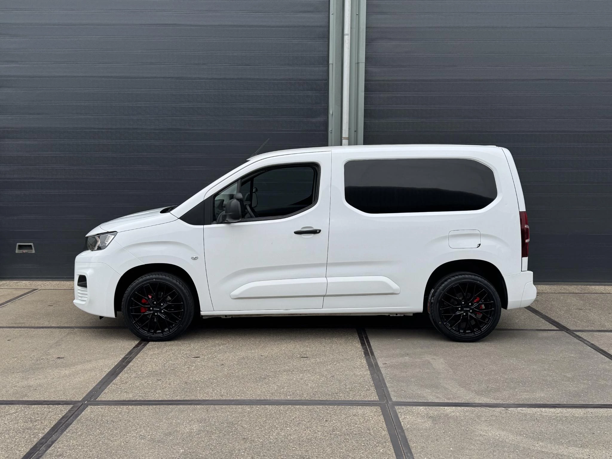 Hoofdafbeelding Peugeot Partner