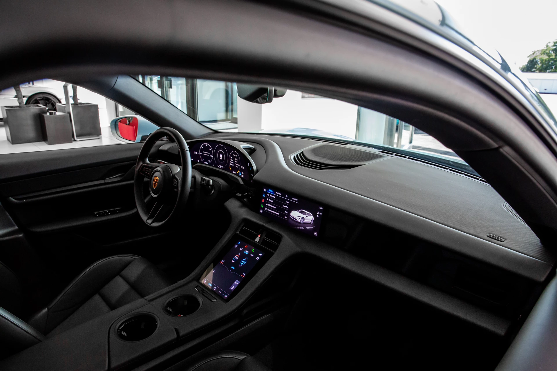 Hoofdafbeelding Porsche Taycan