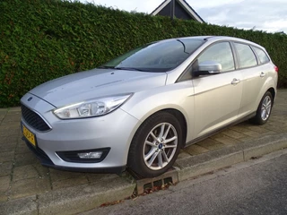 Ford Focus 1.0 LEASE EDITION 125 pk-Carplay-Navi-Cruise-Media-Blth-Pdc