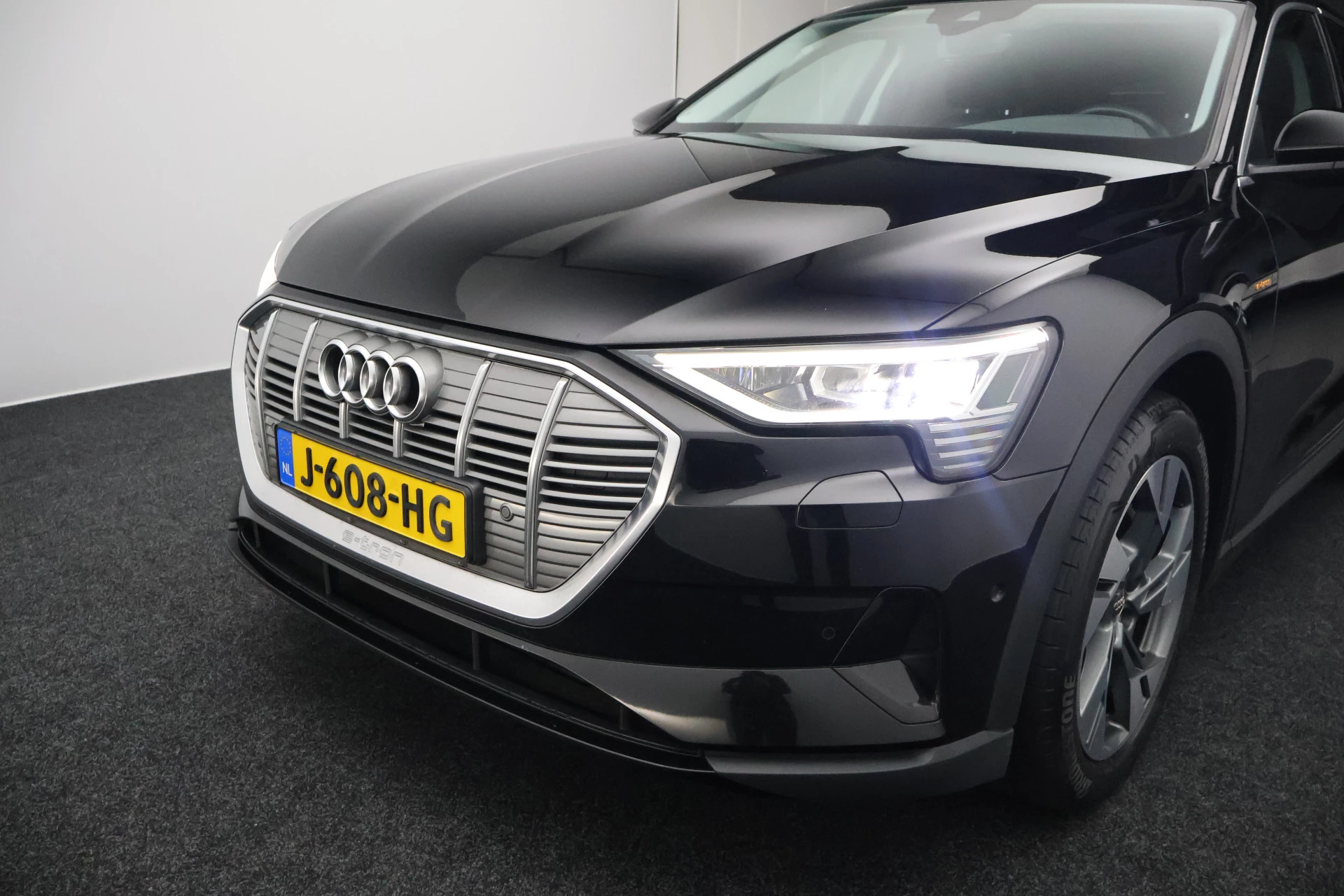 Hoofdafbeelding Audi e-tron