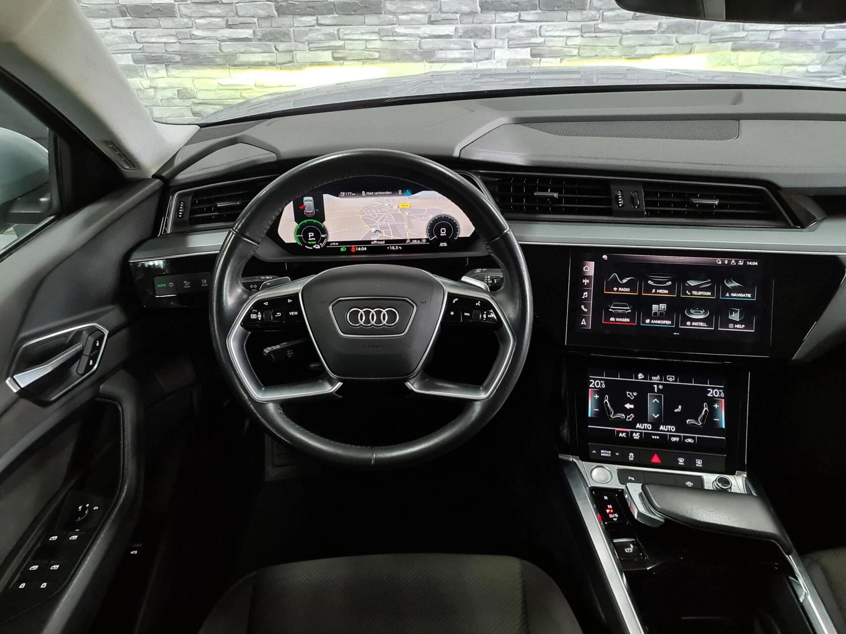 Hoofdafbeelding Audi e-tron