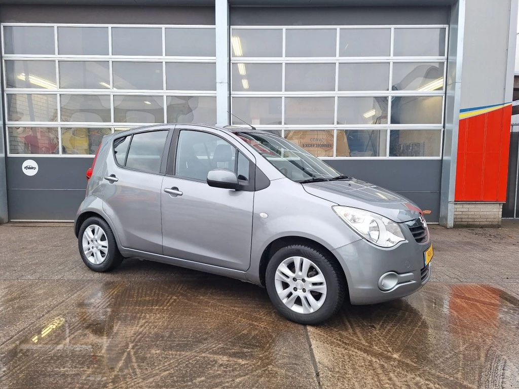 Hoofdafbeelding Opel Agila