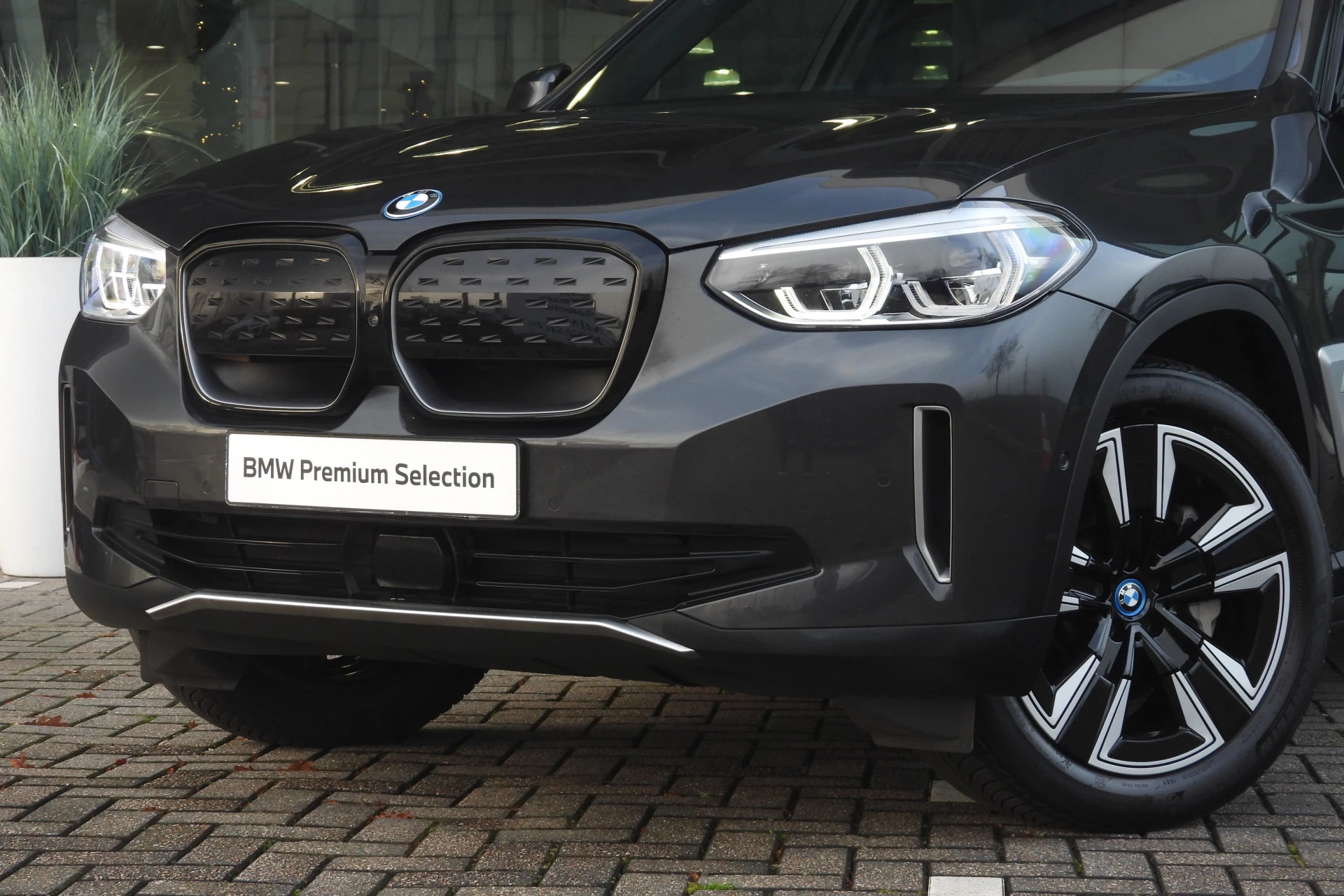 Hoofdafbeelding BMW iX3