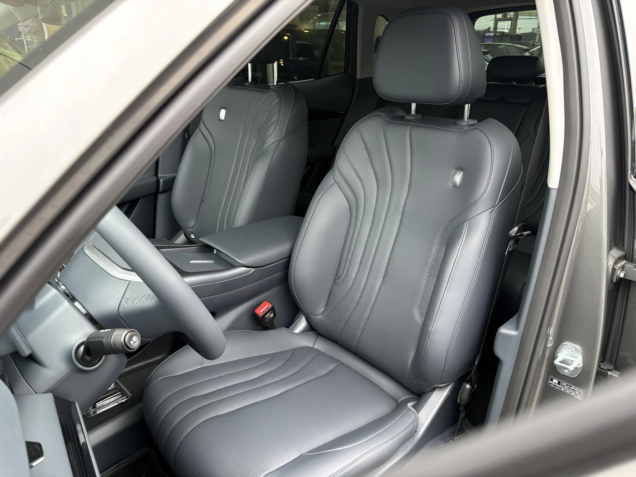 Hoofdafbeelding Geely E5