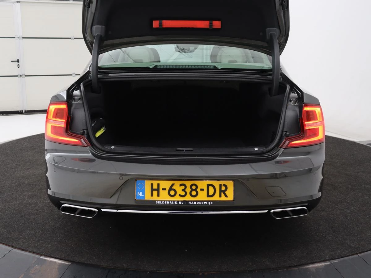 Hoofdafbeelding Volvo S90