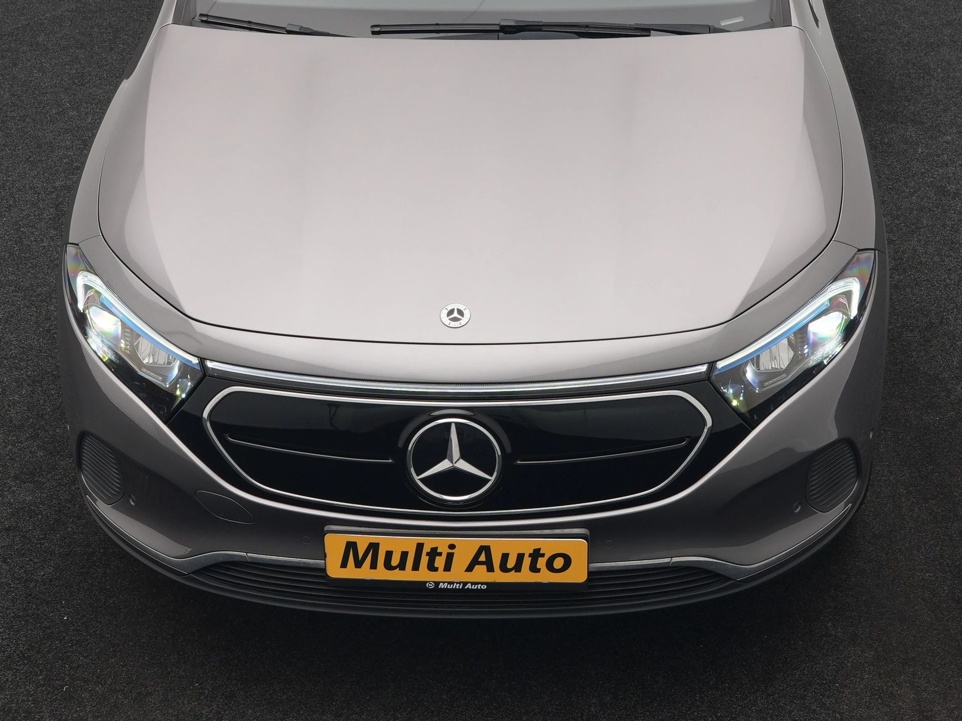 Hoofdafbeelding Mercedes-Benz EQA