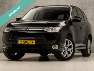 Mitsubishi Outlander Sport 2.0 PHEV Deluxe 203Pk Automaat (SCHUIFDAK, NAVIGATIE, CAMERA, LEDER, STOELVERWARMING, SPORTSTOELEN, TREKHAAK, KEYLESS, NIEUWSTAAT)