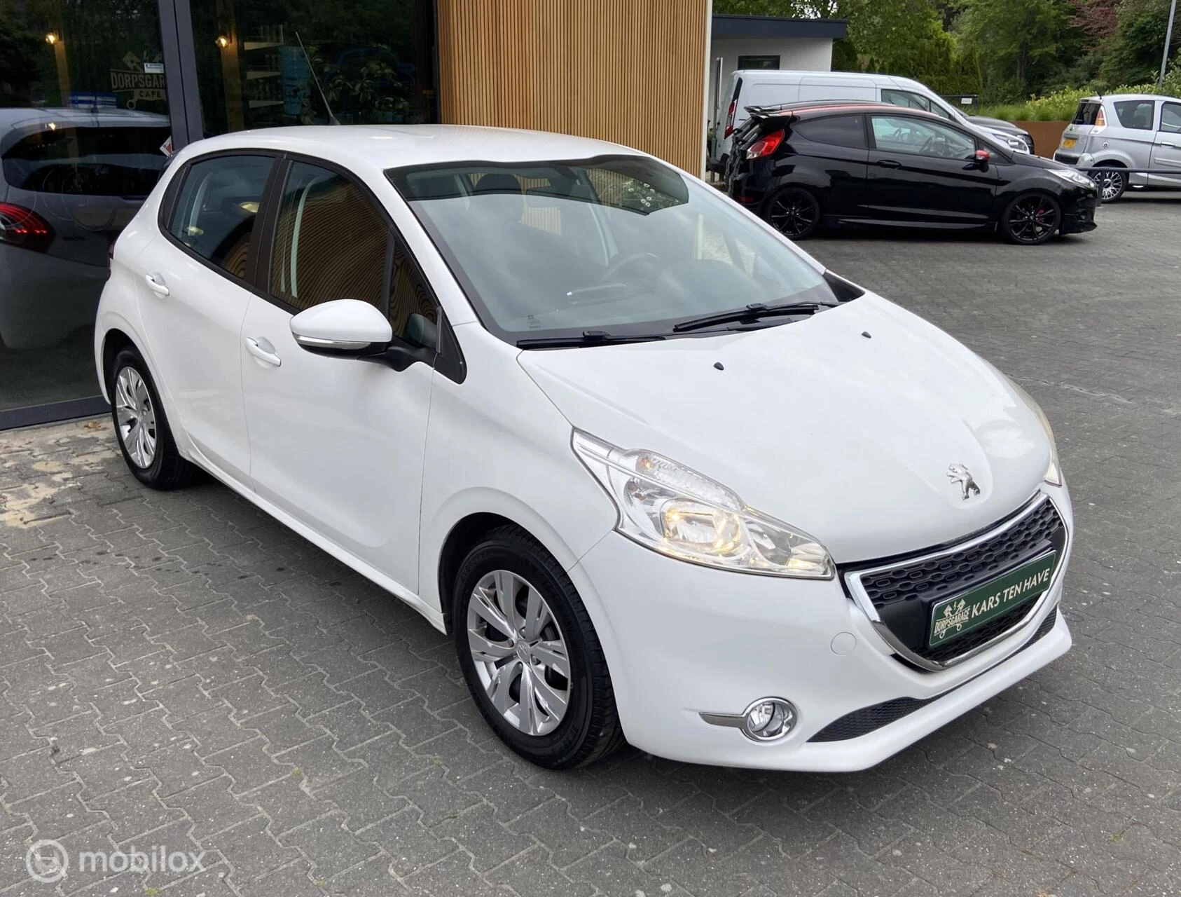 Hoofdafbeelding Peugeot 208