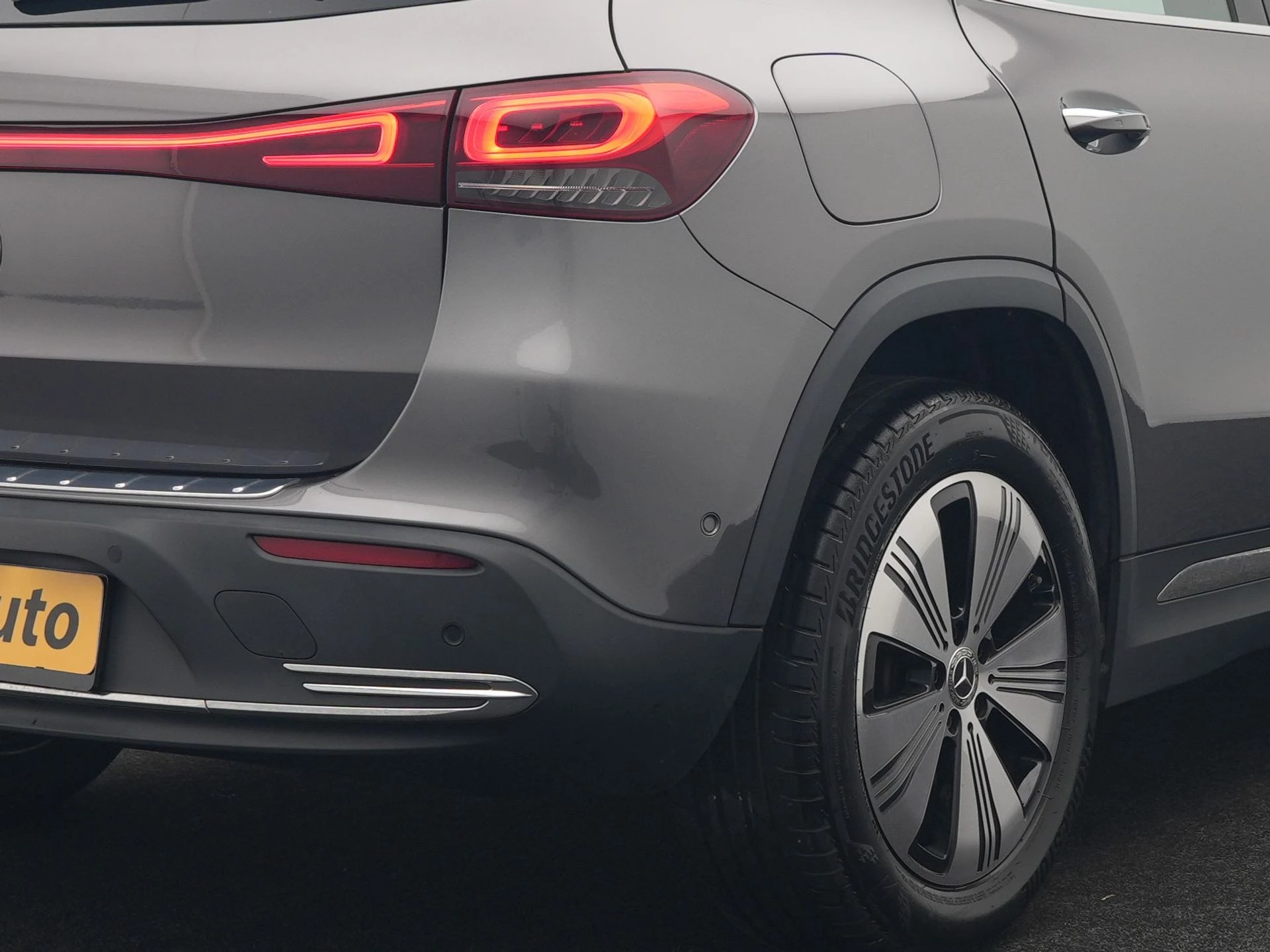 Hoofdafbeelding Mercedes-Benz EQA