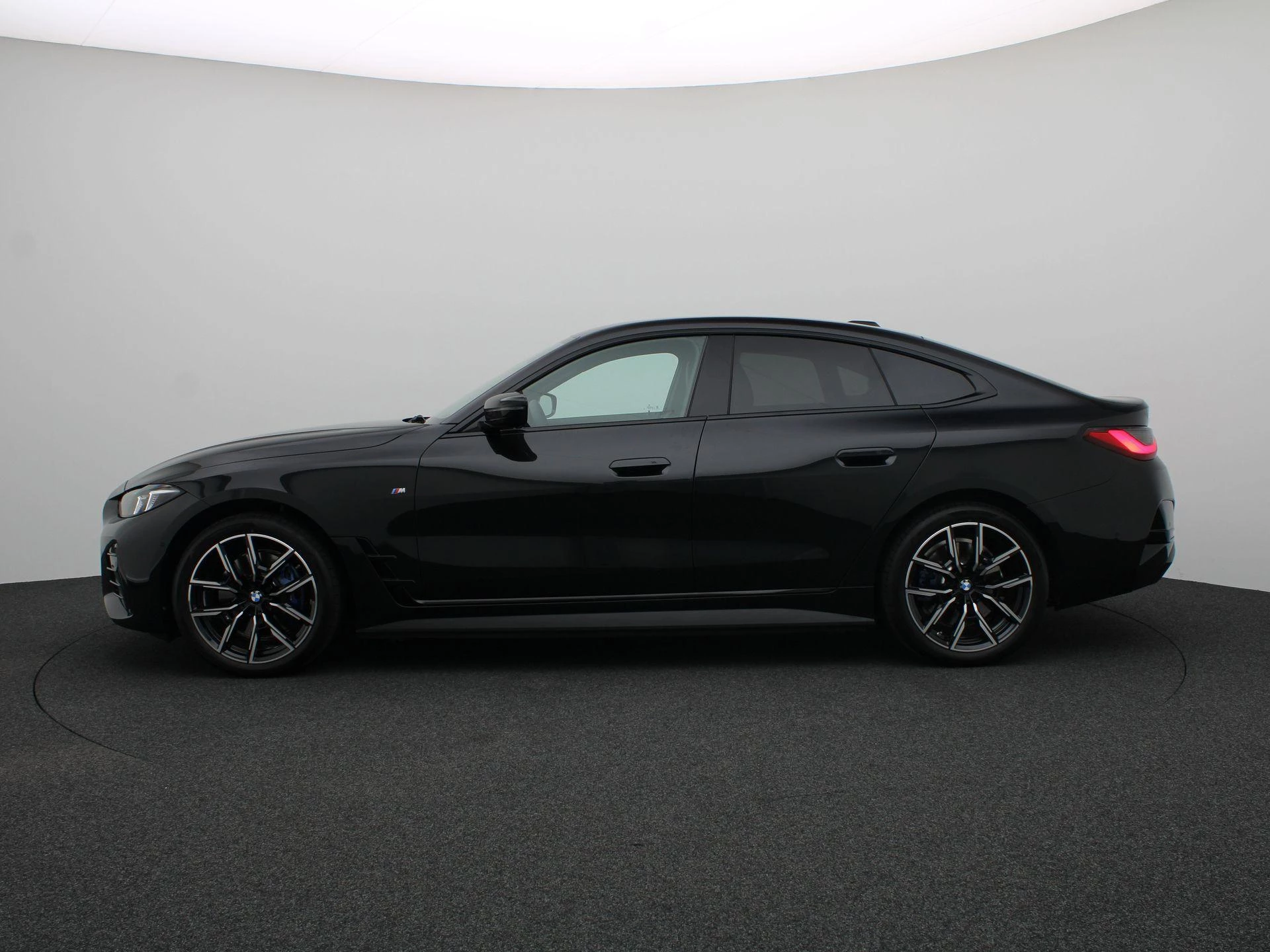 Hoofdafbeelding BMW i4