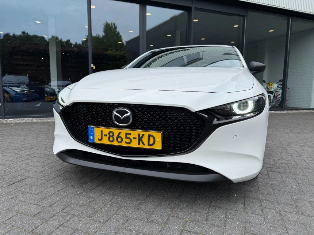 Hoofdafbeelding Mazda 3