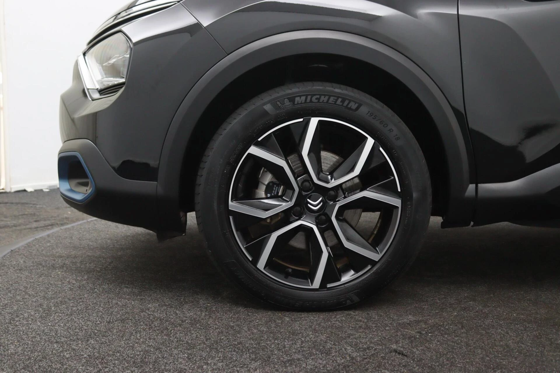 Hoofdafbeelding Citroën ë-C4