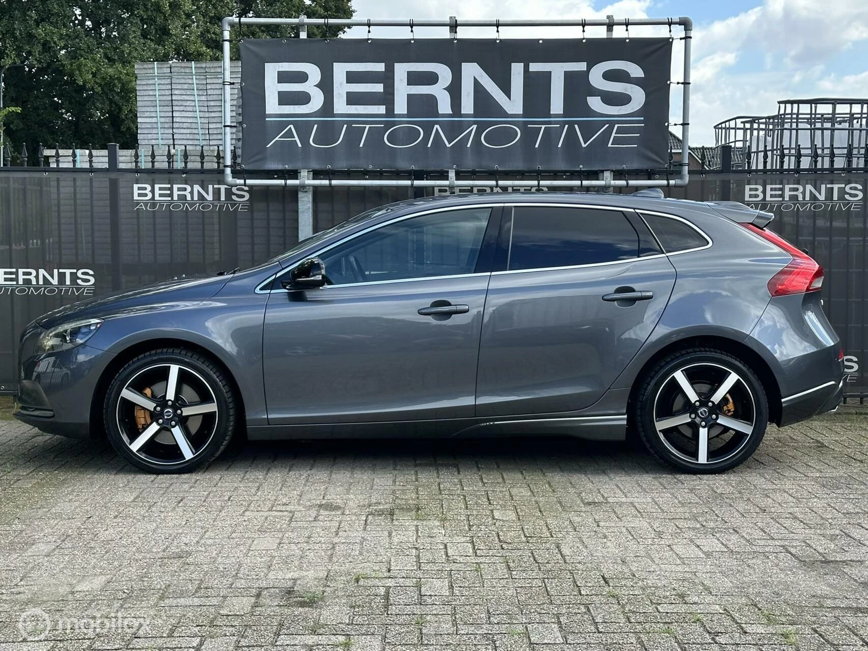 Hoofdafbeelding Volvo V40