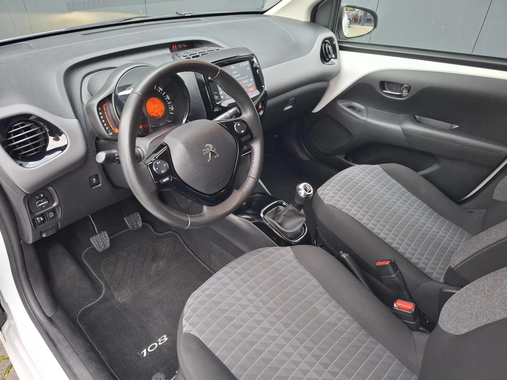 Hoofdafbeelding Peugeot 108