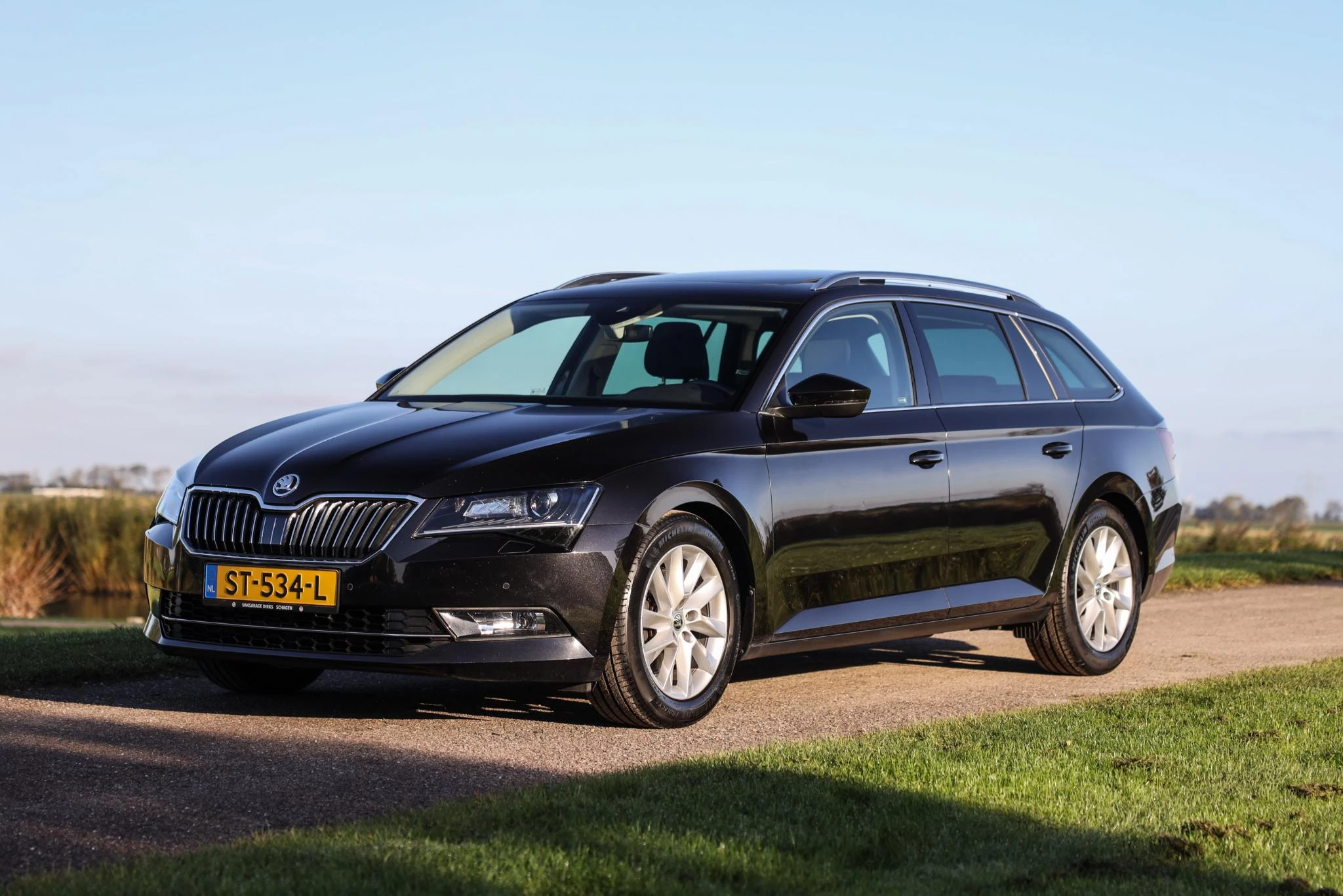 Hoofdafbeelding Škoda Superb