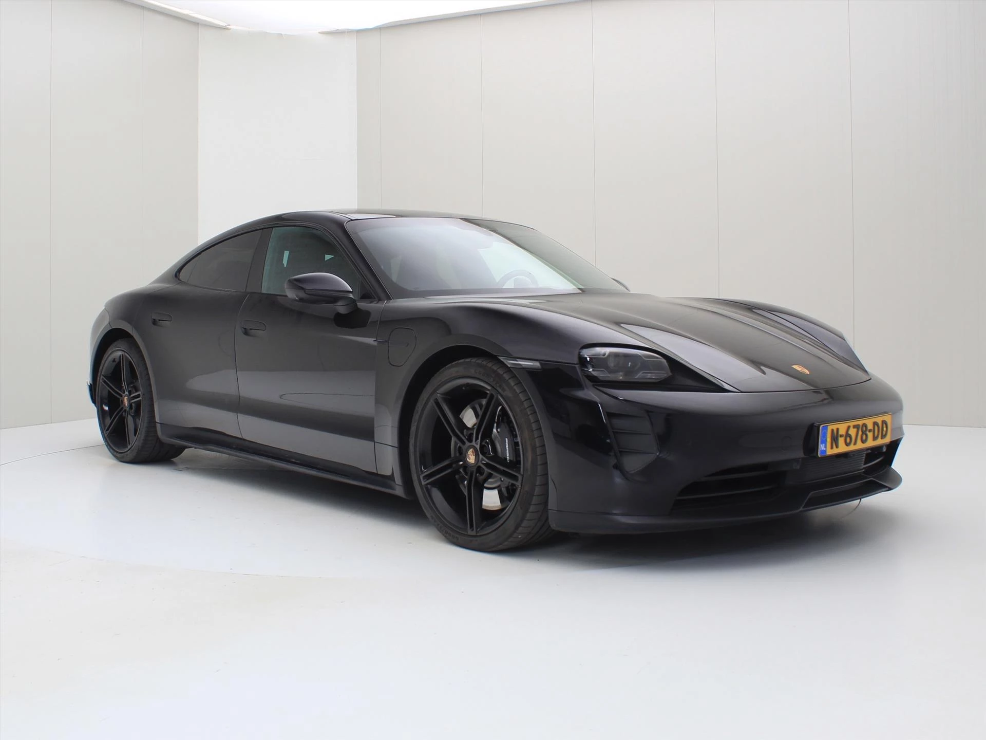 Hoofdafbeelding Porsche Taycan