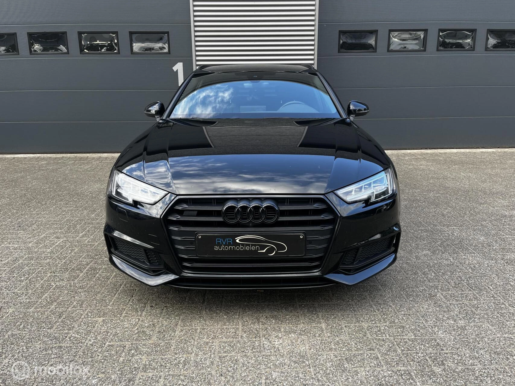 Hoofdafbeelding Audi S4