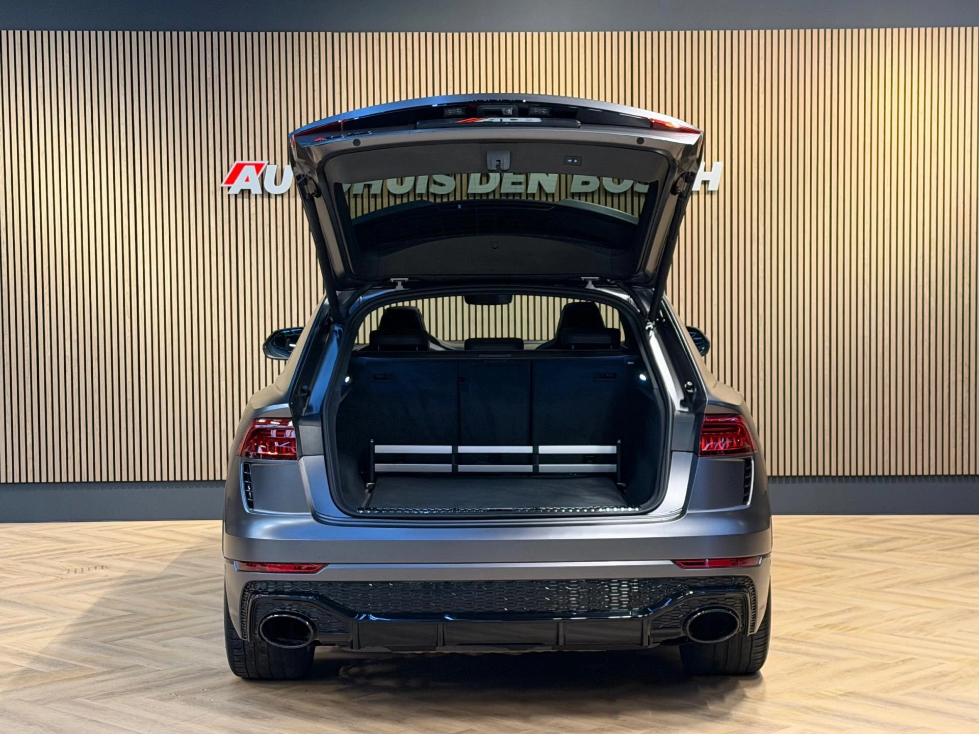 Hoofdafbeelding Audi RSQ8