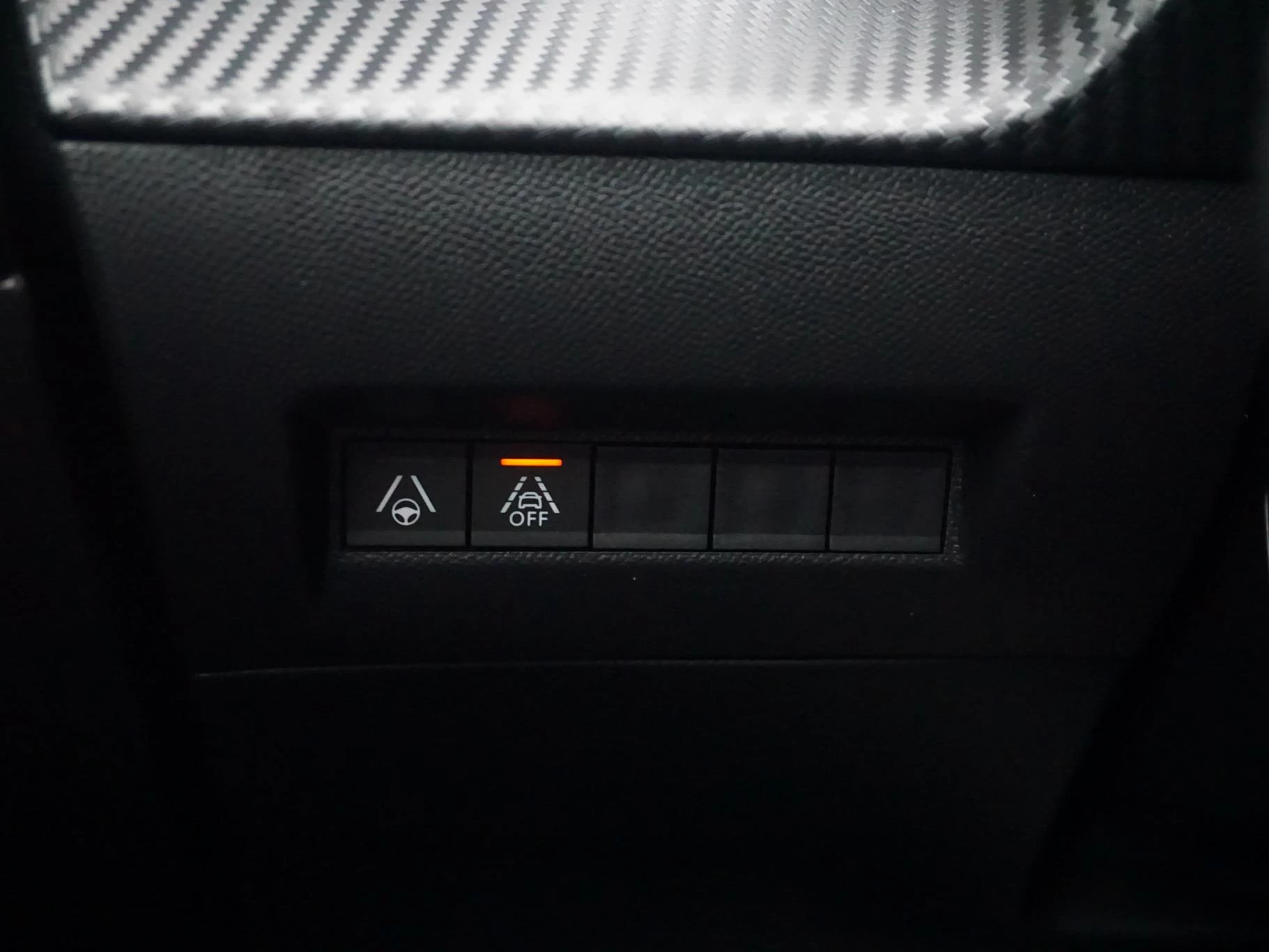 Hoofdafbeelding Peugeot e-2008