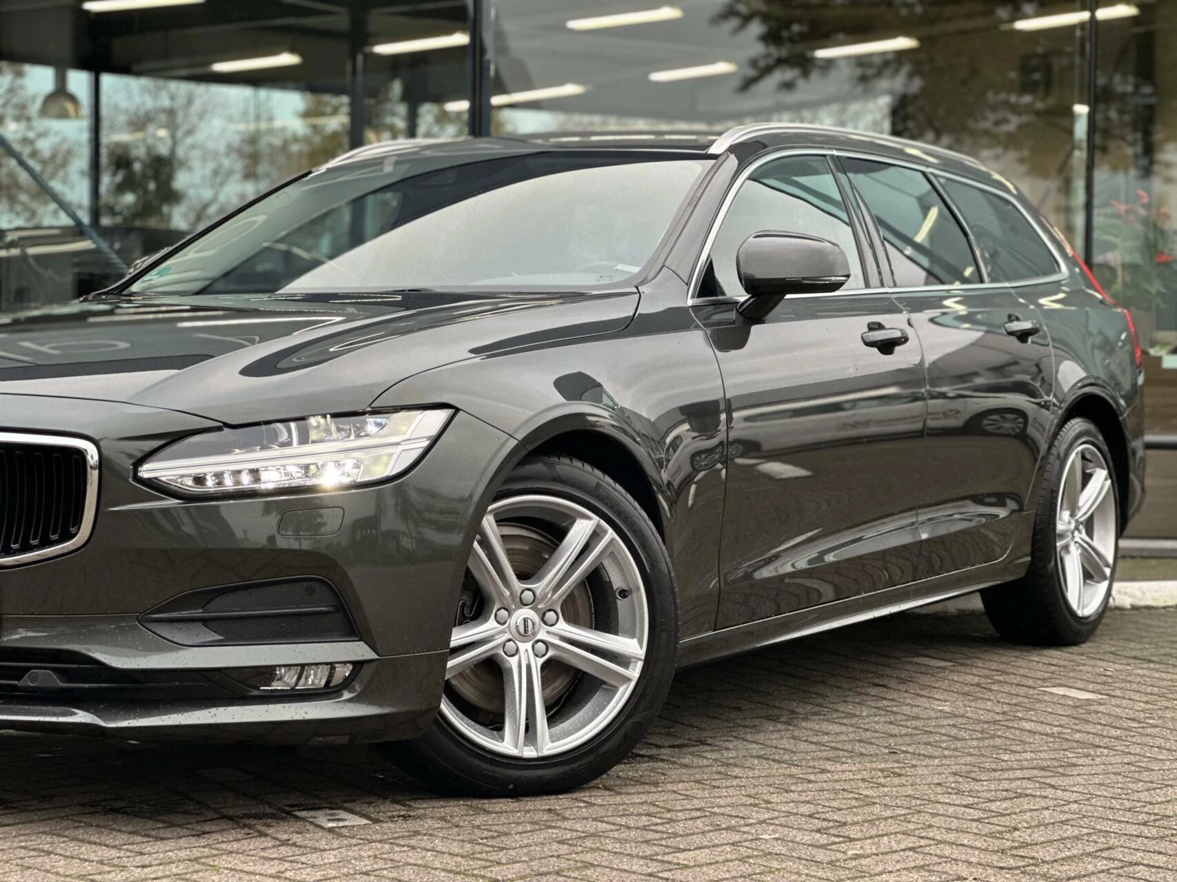 Hoofdafbeelding Volvo V90