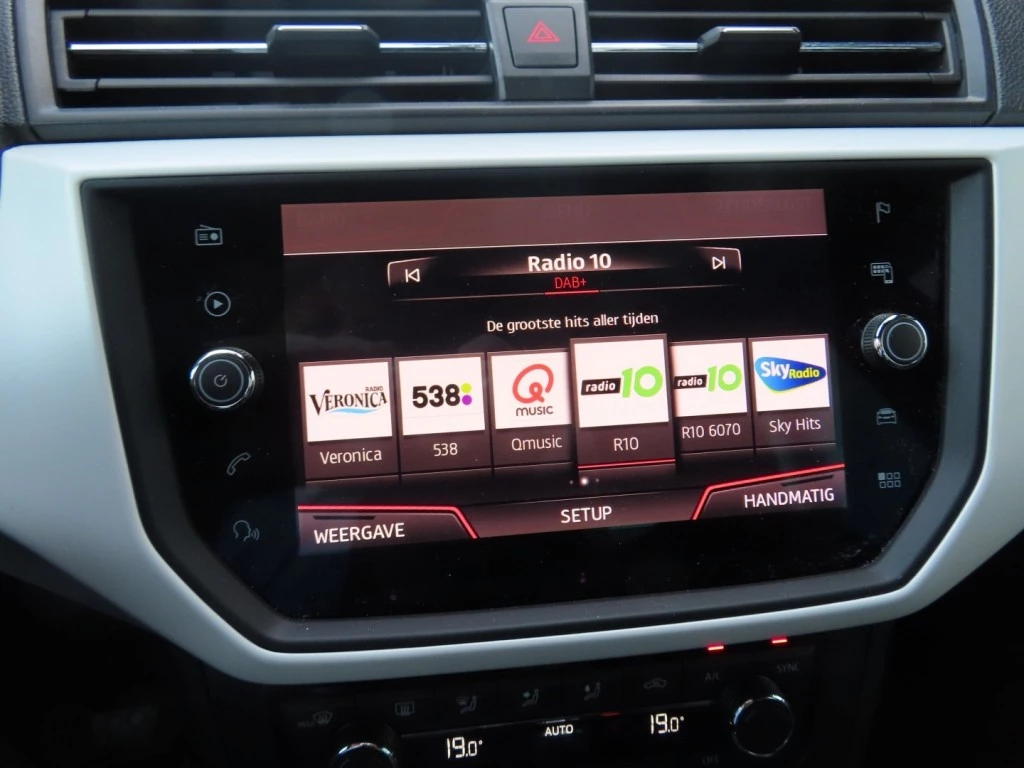 Hoofdafbeelding SEAT Arona