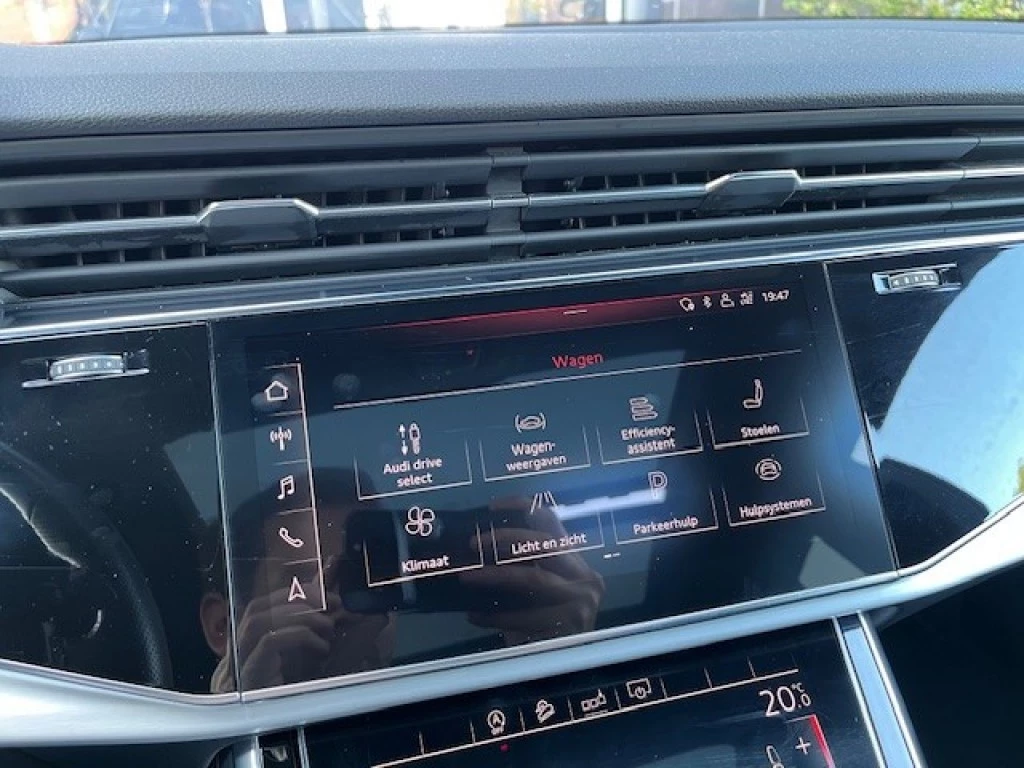 Hoofdafbeelding Audi Q8