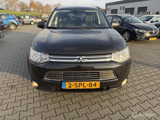 Mitsubishi Outlander 2.0 PHEV Intense +