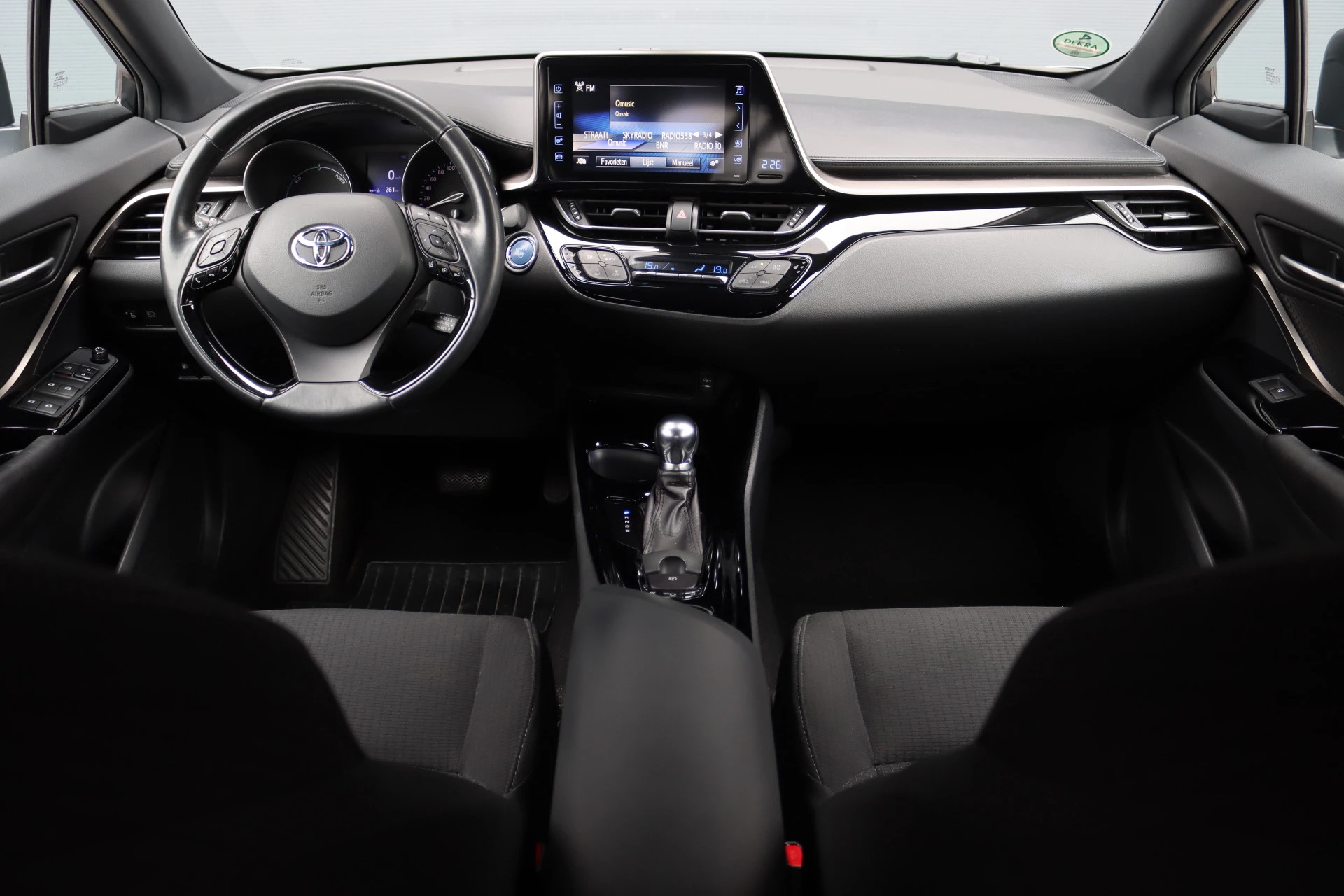 Hoofdafbeelding Toyota C-HR