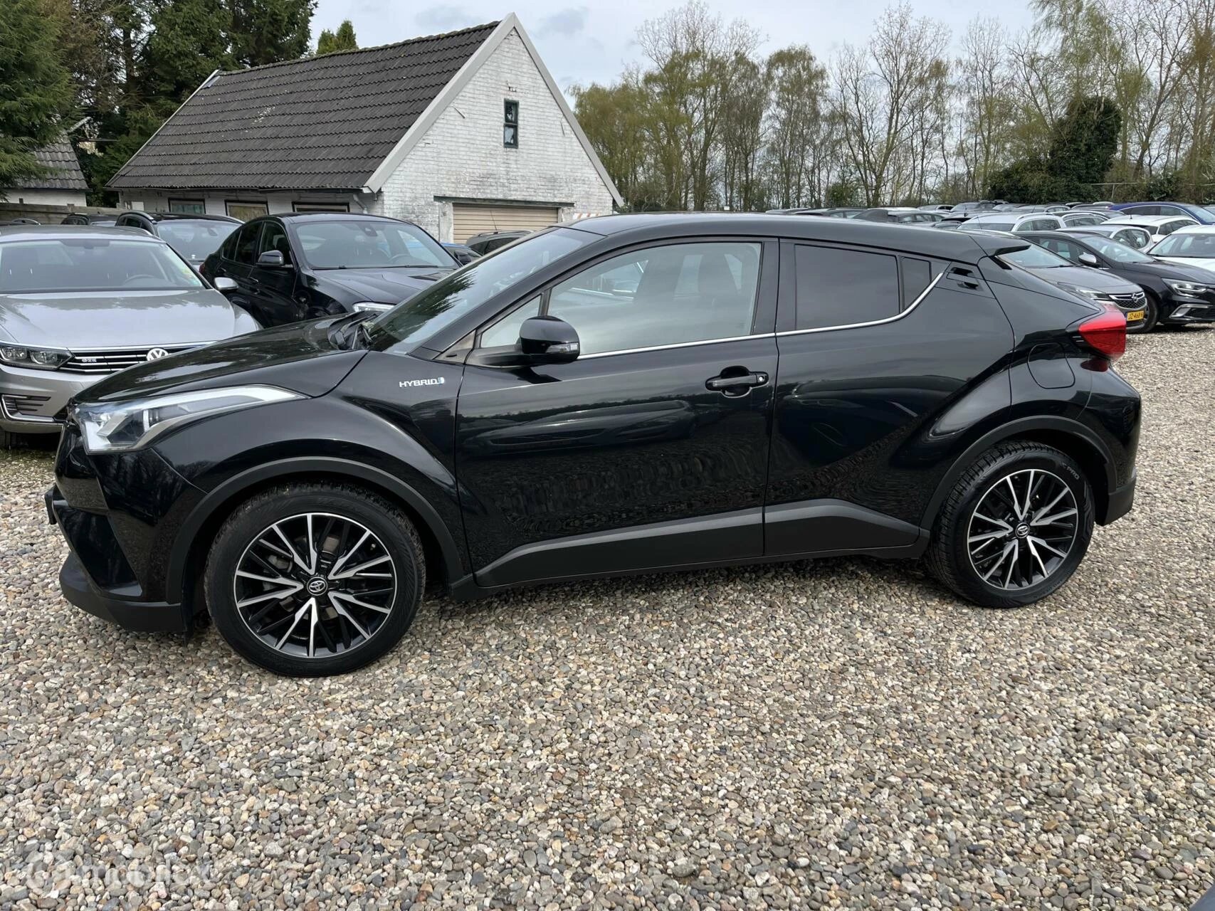 Hoofdafbeelding Toyota C-HR