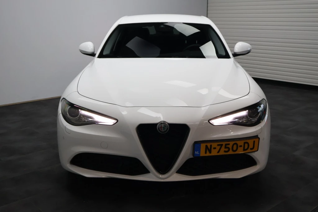 Hoofdafbeelding Alfa Romeo Giulia